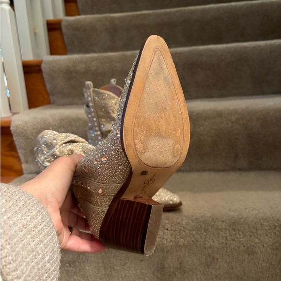 Jessica Simpson Rhinestone Boots size 6 - Picture 4 of 10